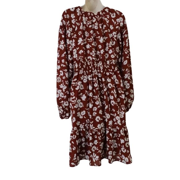 Dokotoo Women Red Floral Dress Size M Long Sleeve Low V-Neck Smocked Waist - Picture 5 of 13
